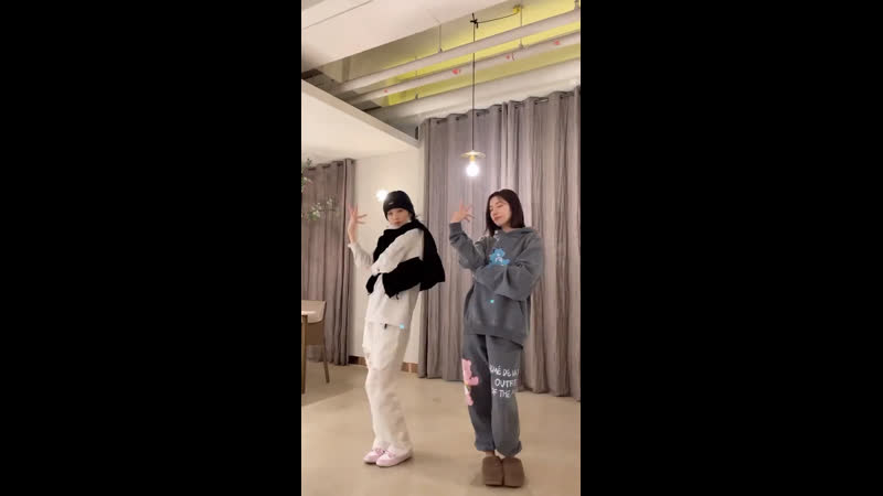 Glitch challenge yena & eunbi