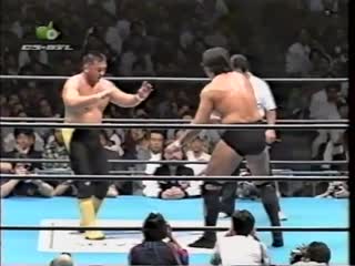 Toshiaki kawada vs yoshihiro takayama [spliced intro; outro]