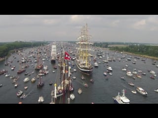 Sail amsterdam mast barque kruzenshtern on its way to amshdibamshdi