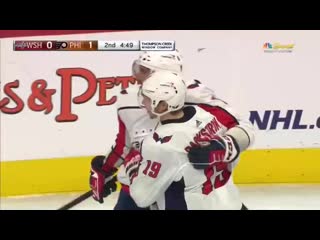 Alex ovechkin with goal number 714 of his career, putting home the oshie feed! allcaps