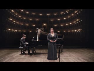 Eleonora buratto "si mi chiamano mimi' from 'la boheme' by puccini/festa dell’opera 2020