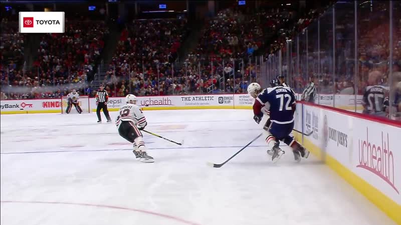 Duncan keith lays out joonas donskoi with textbook body check
