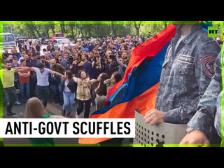 Anti govt armenian protesters scuffle with police