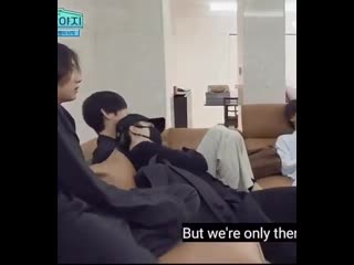 How jimin just did this without any hesitation | taestrashy