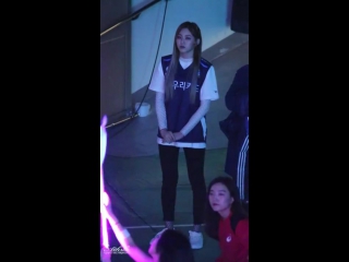 [직캠 fancam] 170210 프로배구 우리카드 축하공연 clc(crystal clear) 시구 대기중인 도깨비 #은빈 #권은빈 by at