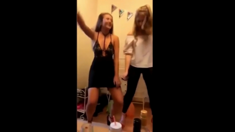 Şaka oldu kaka / funny accident