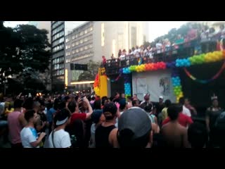 Parada lgbt 2017 de bh tem presença do prefeito alexandre kalil