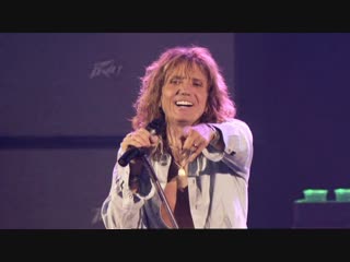 Whitesnake "burn" ("in the still of the night" 20 october 2004 at the hammersmith apollo in london)