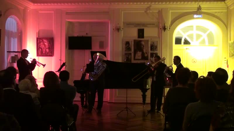 А piazzolla «tango apasionado», max romanov «caravan»