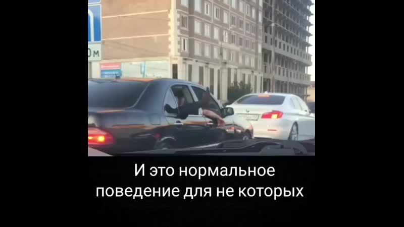 Саламалейкум брат ехали и наткнулись на такую картину лица не сняли, может со стороны посмотрят на себя, станет стыдно и буду