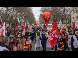 Live / en direct paris / france manif / strikes and protests continue against pension reform 13 04 2023