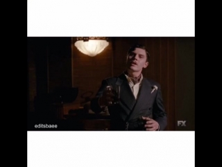 Evan peters