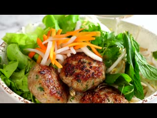 Bun cha vietnamese meatballs