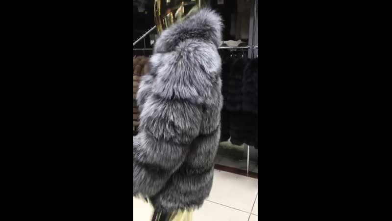 Шубка из меха чернобурки