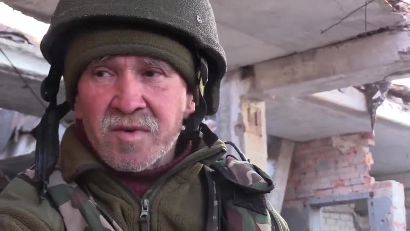 Воюю за дітей, – вікторович з «бутіи» зараз йому 58, на війні з травня 2014 го а до того був учителем «велика мета – це за