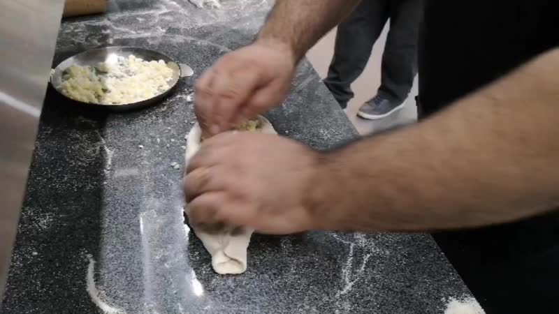 Пекарня в магазине базарбай горячее, свежее, ароматное и усное!