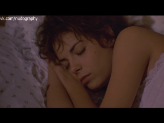 Джойс хайзер (joyce hyser) в нижнем белье в фильме "парень что надо" (just one of the guys, 1985, лиза готтлиб)