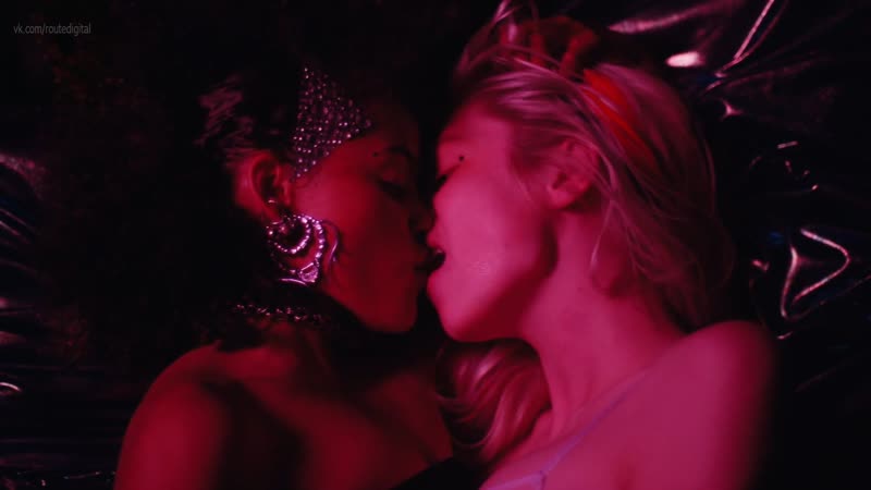 Sydney sweeney, zendaya, hunter schafer nude &amp; sexy euphoria s01e07 (2019) / сидни свини, зендая, хантер шафер эйфория