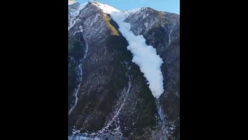 Сход лавины