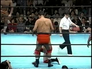 Giant baba/jumbo tsuruta/dory funk jr vs jun akiyama/takao omori/tamon honda