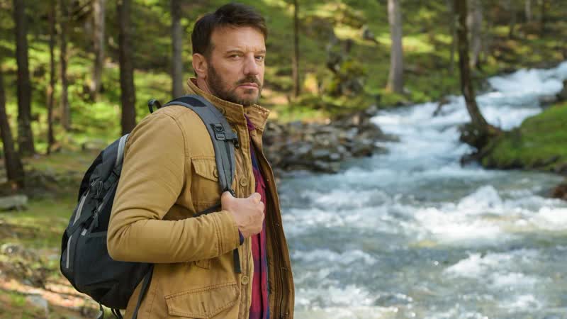 Алекс юго побег в горы (2019) alex hugo la balade sauvage