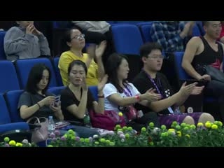 @sabalenkaa inches ahead to take the first set against mertens, 6 4 @wtaelitetrophy