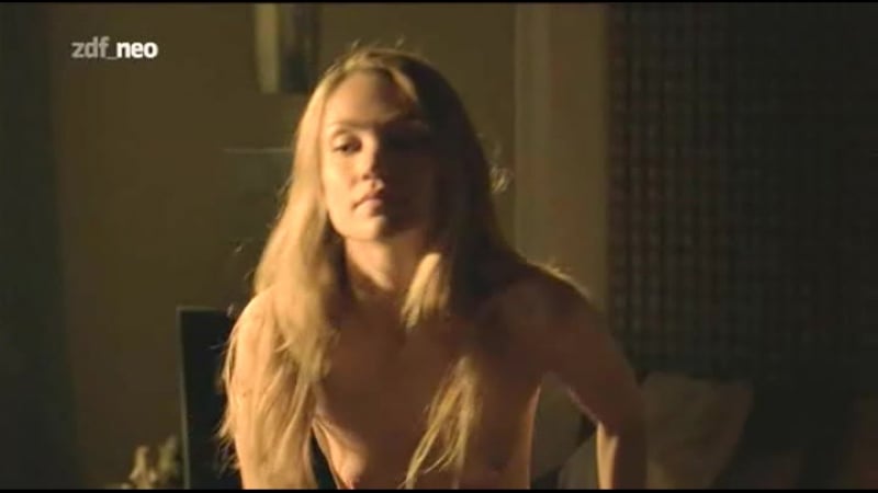 Lisa maria potthoff der letzte kronzeuge flucht in die alpen (2013)