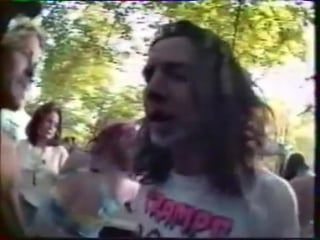 Eddie vedder and beth skate video
