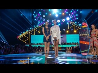 Maia mitchell, lucy hale sexy 2015 teen choice awards