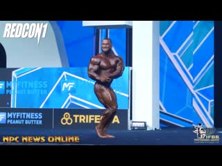 Mr olympia 2021 hunter labrada posing