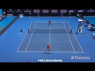 Absolutely high five stephane robert's amazing point vs gael monfils