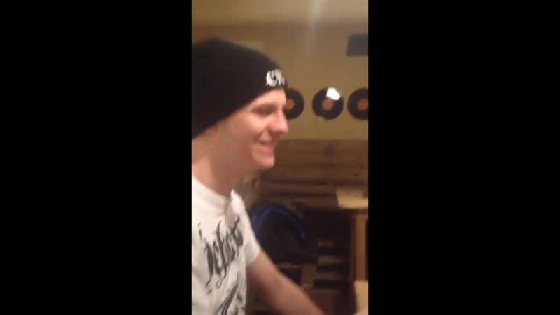 Чехи читают трек оксимирона