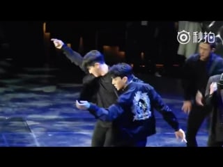[fancam] 161231 dftv new year countdown show yixing live stage