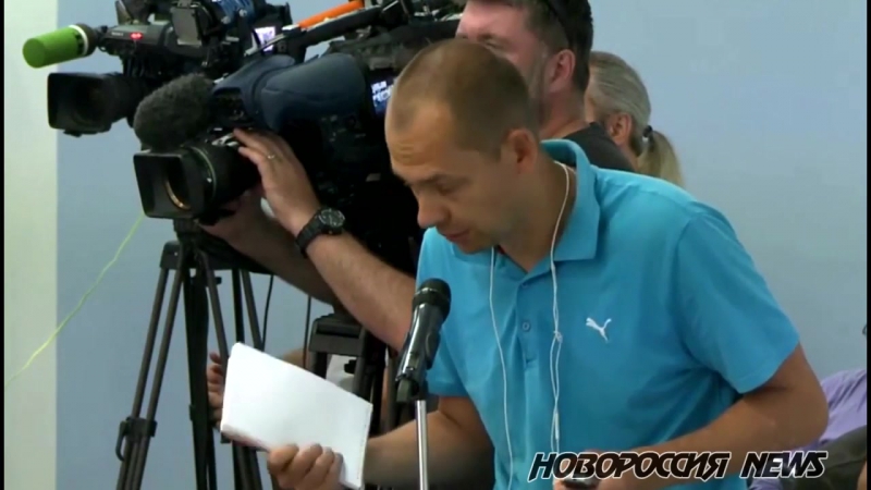 Французский депутат публично унизил журналиста укропа