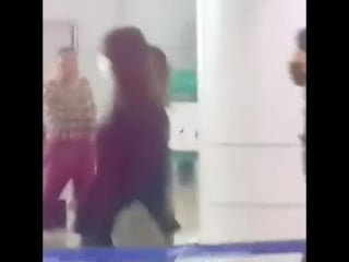 Krystal, amber&luna at guangzhou baiyun international airport (141115)