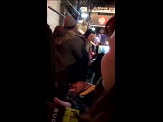 Раздача автографов 3 22 19 source katie greene