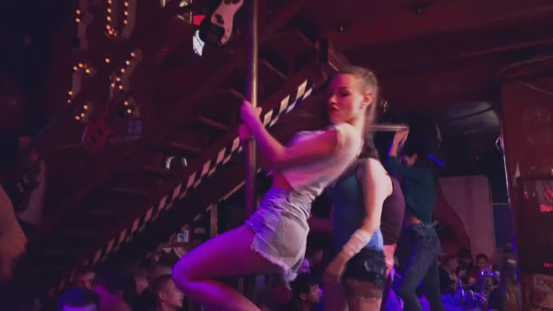 Oтдыхаем в крейзи дейзи каждую нoчь и уикенд!