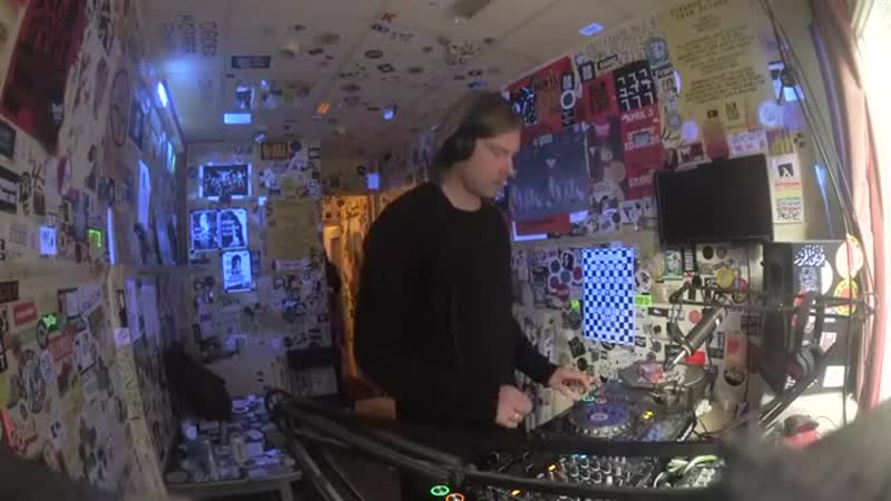 Marcel dettmann "black light radio" at red light radio