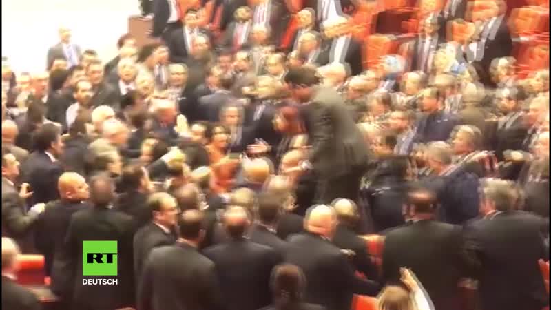 Ankara massenschlägerei im parlament wegen kritik an erdogan und idlib offensive