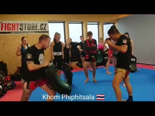 Teep techniques muaythai seminar in fenris gym