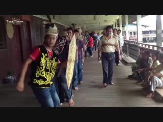 Pernikahan adat suku dayak ulu [2012]