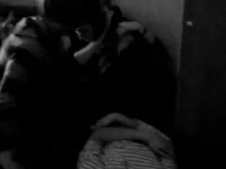 Со вписки смотрите нормлаьно пару фоток идет а потом видос как чуваку штаны порвали