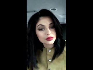 Kylie jenner jamming to nicki minaj