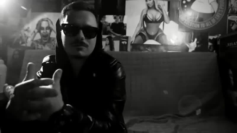 У blaze"a на диване plc | 2017
