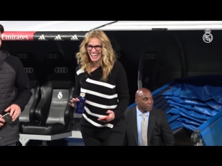 Check out julia roberts' bernabéu experience! (23 04 17)