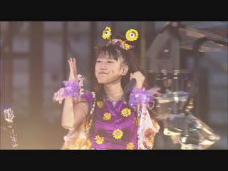 Momoiro clover z soratobu! ozashiki ressha (world summer dive 2013)