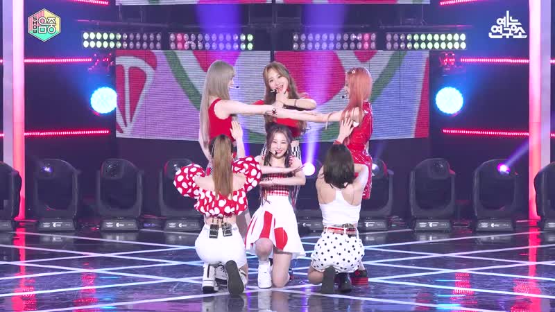 [예능연구소 4k] 로켓펀치 직캠 'juicy' (rocket punch fancam) @show!musiccore 200815