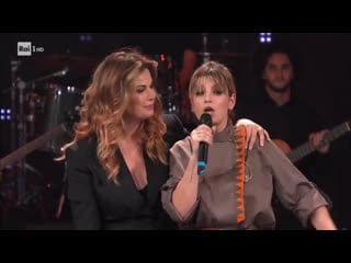 Emma marrone stupida allegria 20 anni che siamo italiani италкино