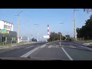 Поворот налево на нерегулируемом перекрестке