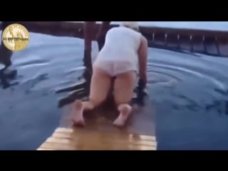 Голые и пьяные деи